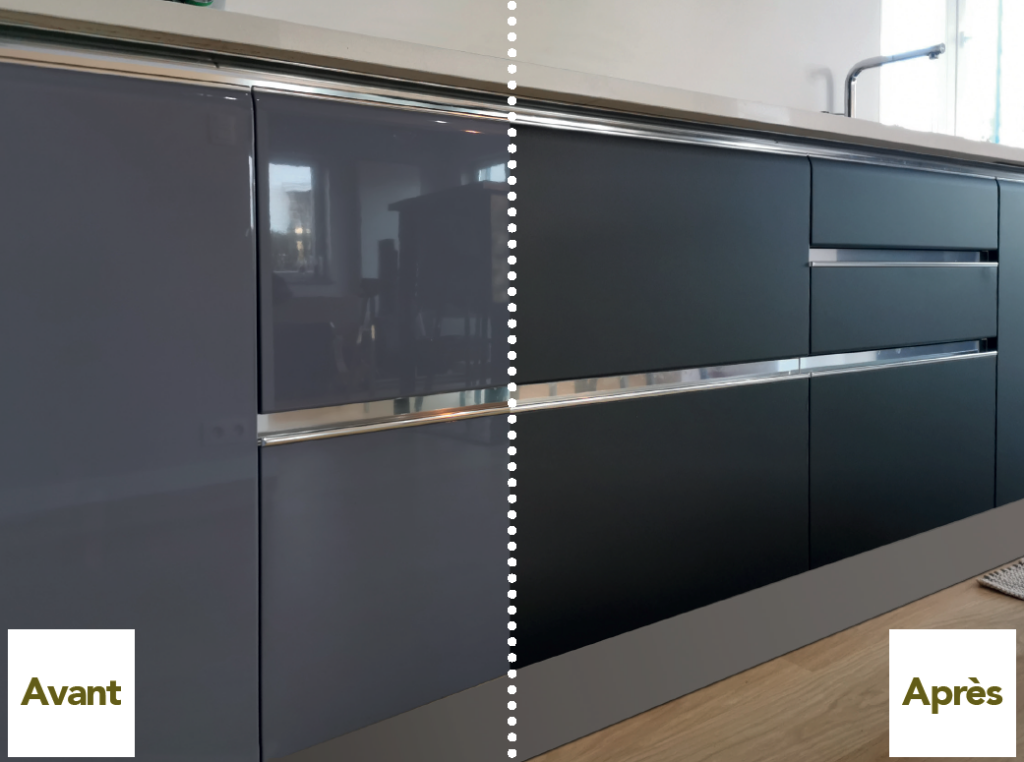 Ancienne façade de cuisine recouverte d'un vinyle pour un effet tout neuf