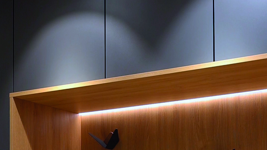 éclairage dans un hall d'entrée sur mesure èggo